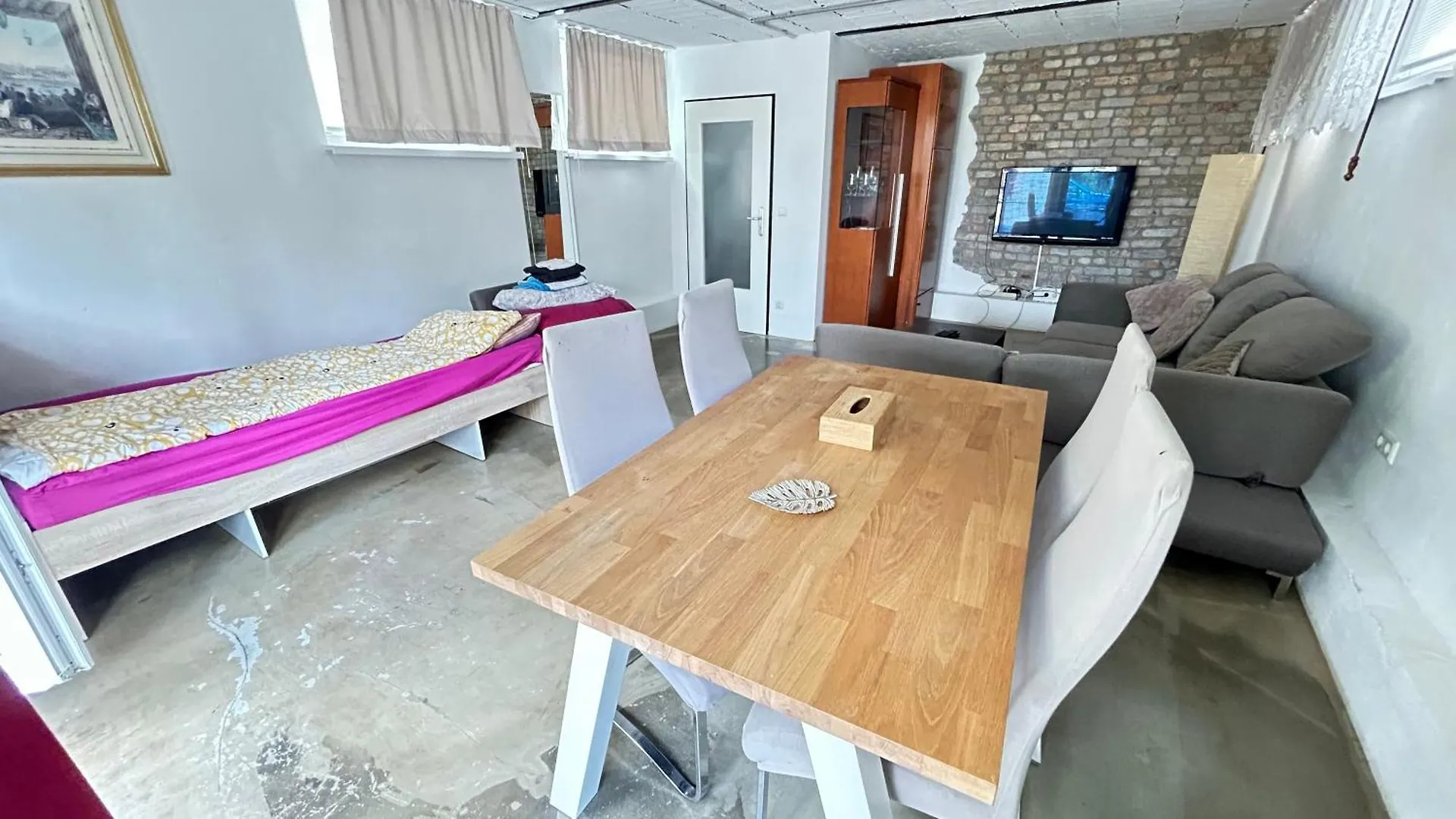 Private Room With Terrace And Separate Entrance - Shared Bathroom &Kitchen Berlin 0*,